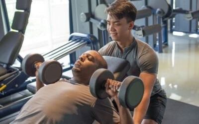Reasons why you should hire a Personal Trainer (In Person and Online Training)